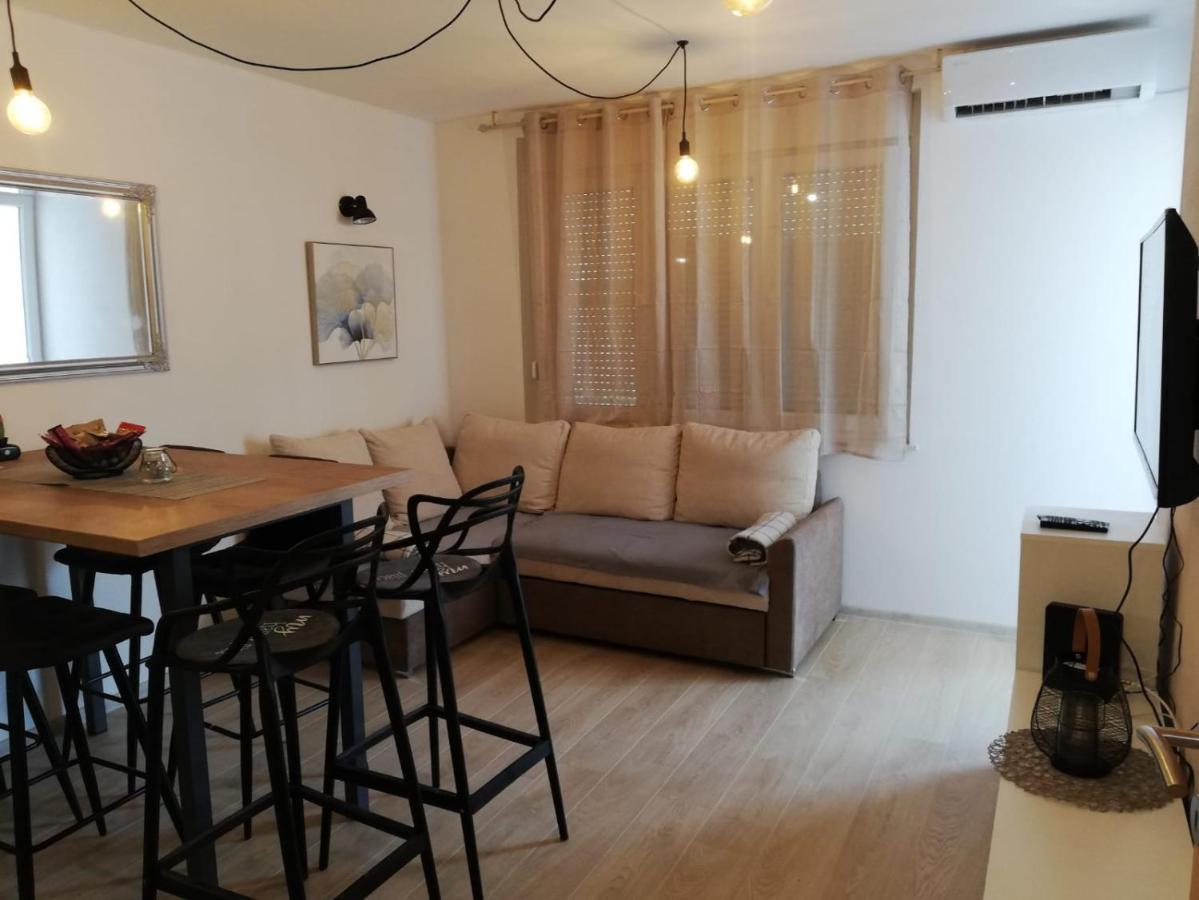 Apartman Morean Apartamento Šibenik Exterior foto
