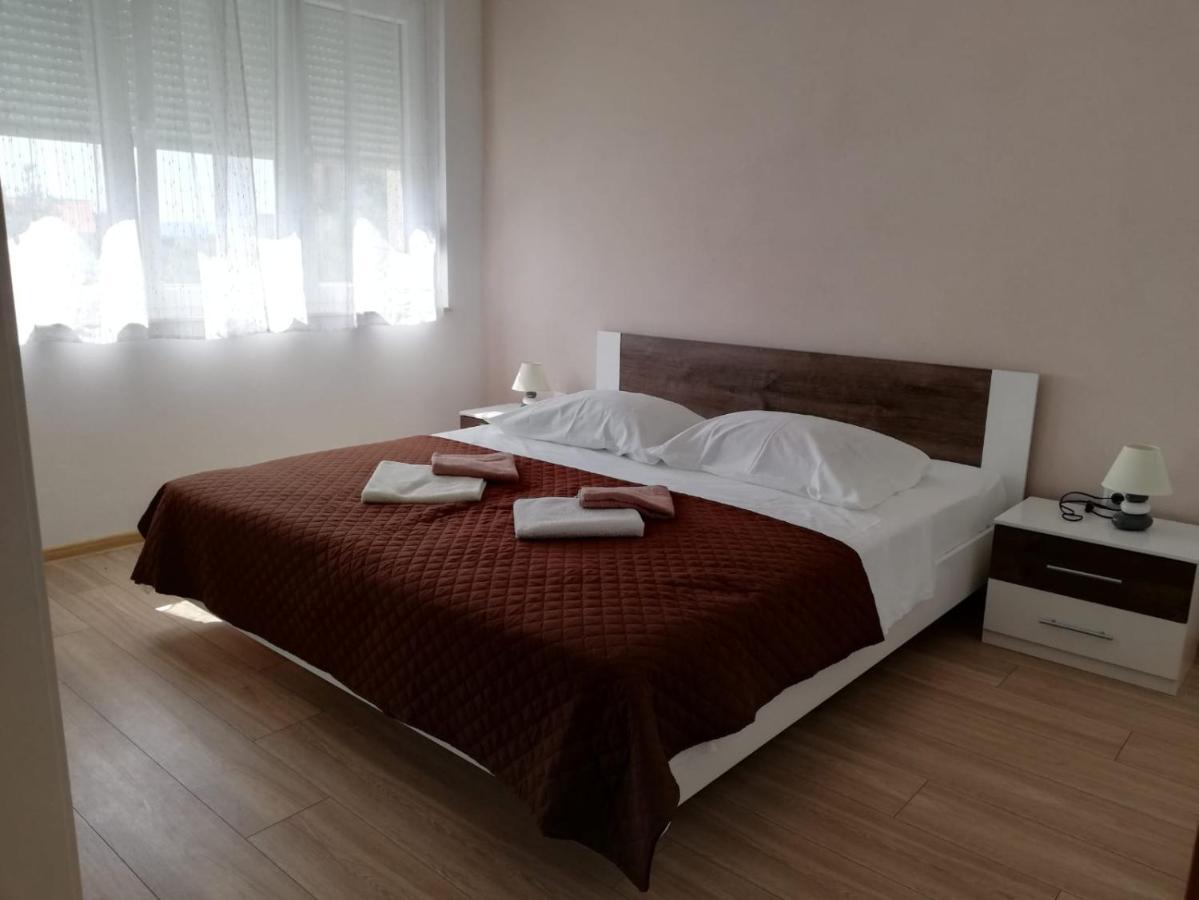 Apartman Morean Apartamento Šibenik Exterior foto